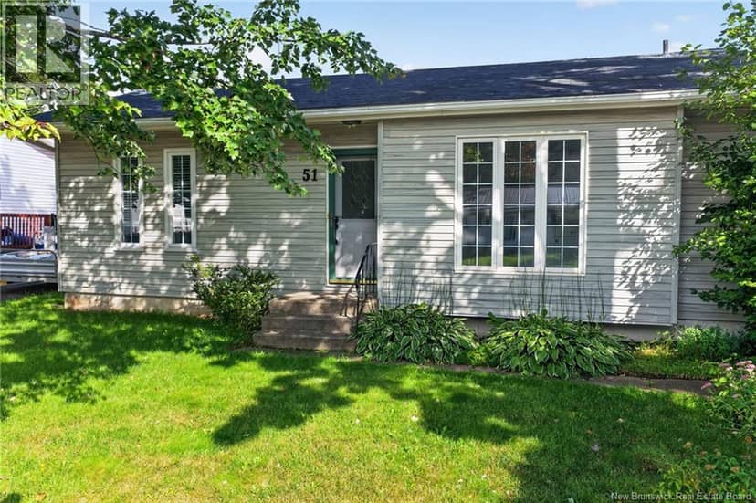51 Weyburn — photo 3 of 40