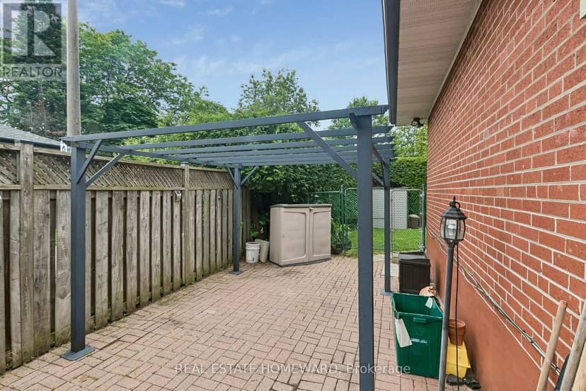 94 Rochman Boulevard — photo 36 of 40