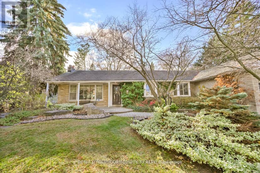 23 Denham Drive, Richmond Hill, photo 4