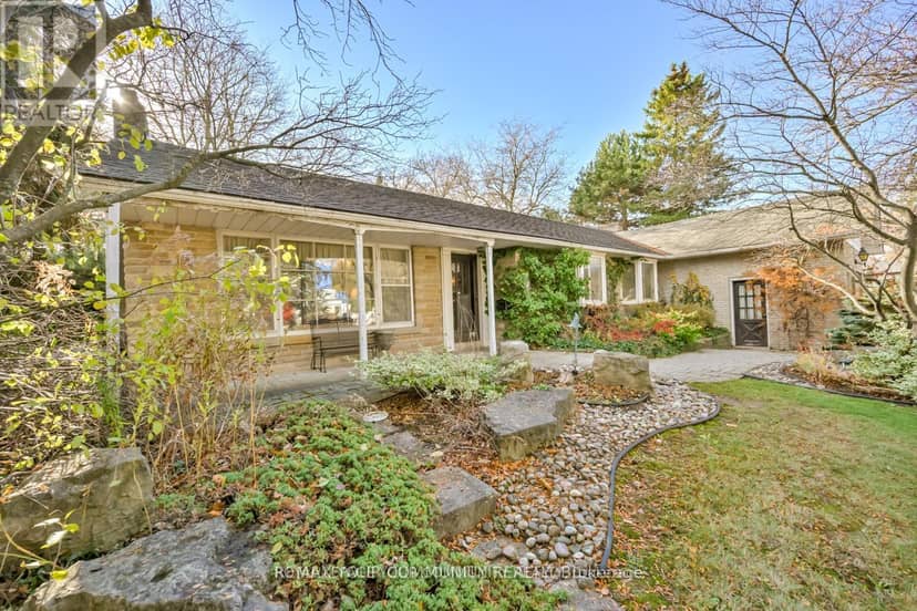 23 Denham Drive, Richmond Hill, photo 8