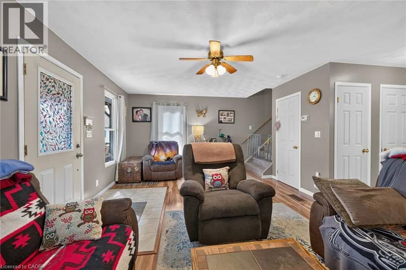 17 SEMMENS Street — photo 9 of 40