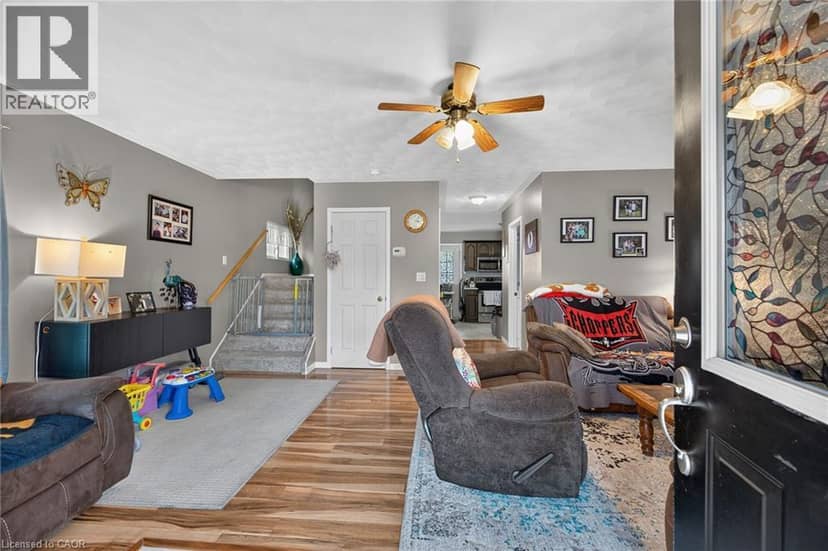 17 SEMMENS Street — photo 7 of 40