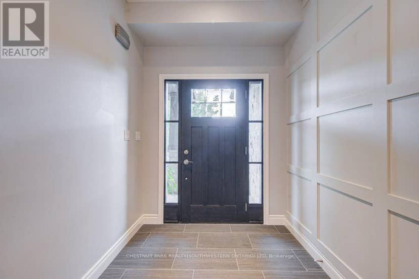 516 Preakness Street, Waterloo, photo 7