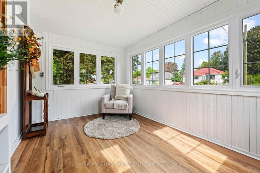 235 Spence Street — photo 8 of 37