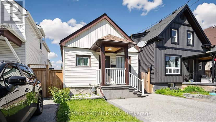 27 Cambridge Avenue — photo 2 of 32