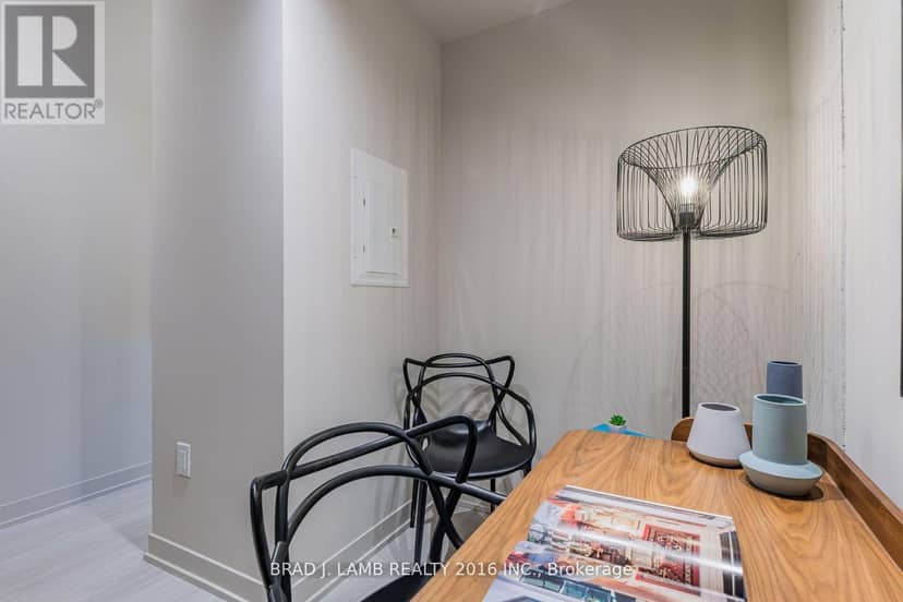 315 - 195 McCaul Street — photo 28 of 40