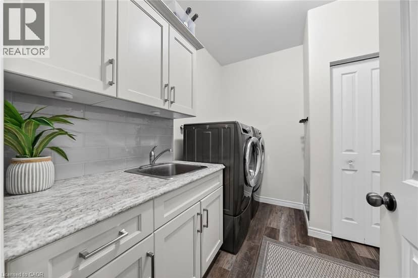 31 SYCAMORE Drive — photo 19 of 40