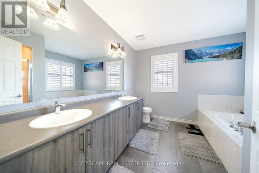 250 Crombie Street — photo 31 of 40