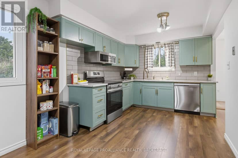690 Davis Drive — photo 9 of 38