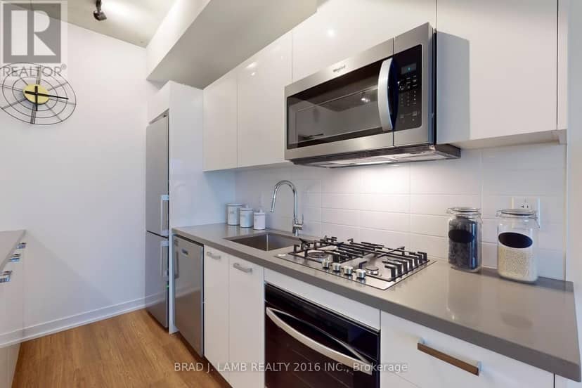 1403 - 195 McCaul Street — photo 20 of 37