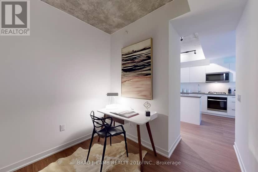 1403 - 195 McCaul Street — photo 25 of 37