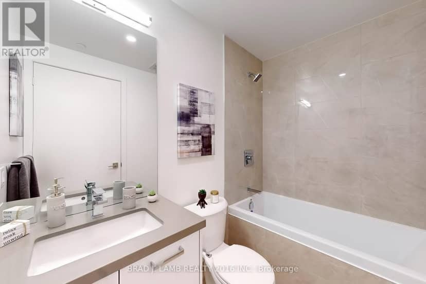 1403 - 195 McCaul Street — photo 28 of 37