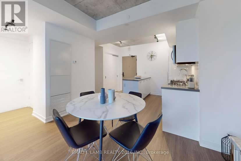1403 - 195 McCaul Street — photo 8 of 37