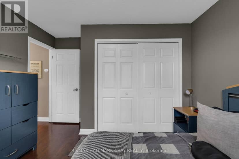 34 Crompton Drive — photo 21 of 36