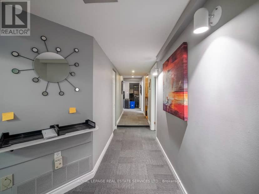 1494 Islington Avenue — photo 37 of 40