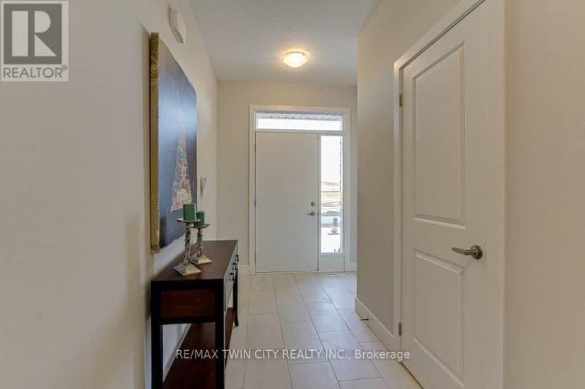 1707 Fairfield Road — photo 3 of 24