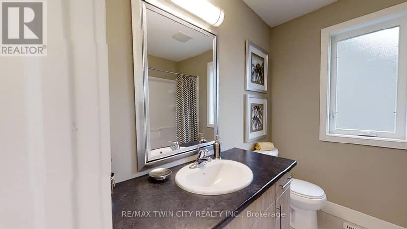 1711 Fairfield Road — photo 11 of 13