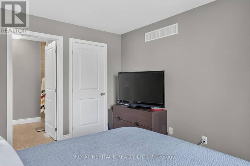 26 Ferris Court — photo 17 of 33