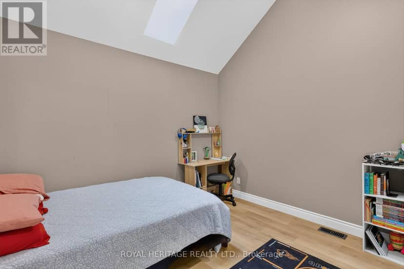26 Ferris Court — photo 20 of 33