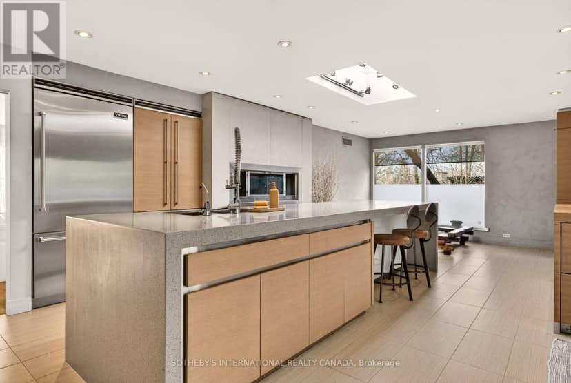 105 Marsdale Drive — photo 13 of 40