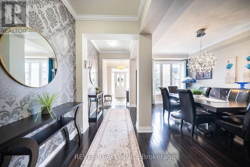 10 Bisset Avenue — photo 10 of 40