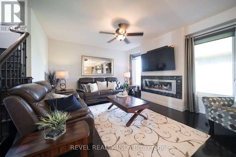 10 Bisset Avenue — photo 13 of 40