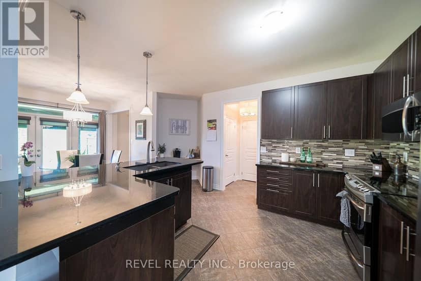 10 Bisset Avenue — photo 21 of 40