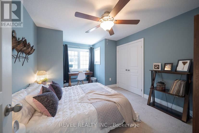 10 Bisset Avenue — photo 34 of 40
