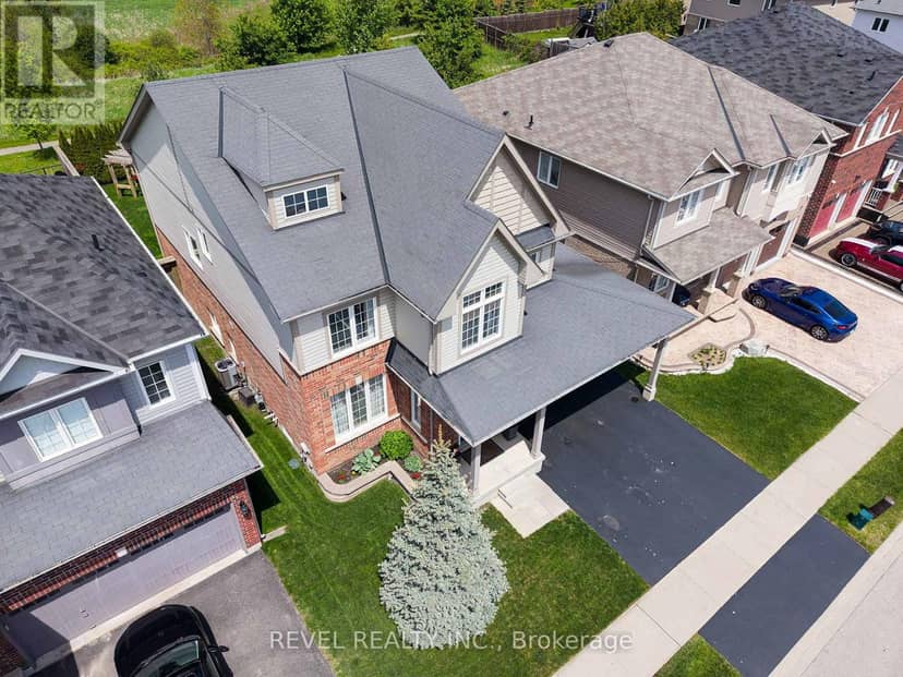 10 Bisset Avenue — photo 6 of 40