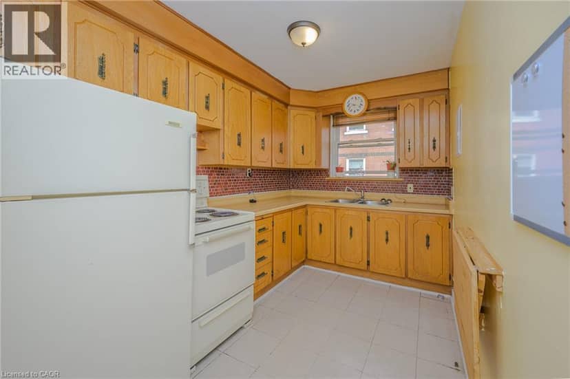 5 EAST 36TH Street Unit# 205C — photo 12 of 17
