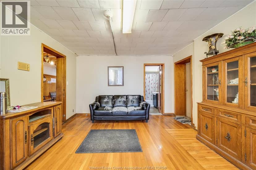 801 Victoria Avenue — photo 27 of 40