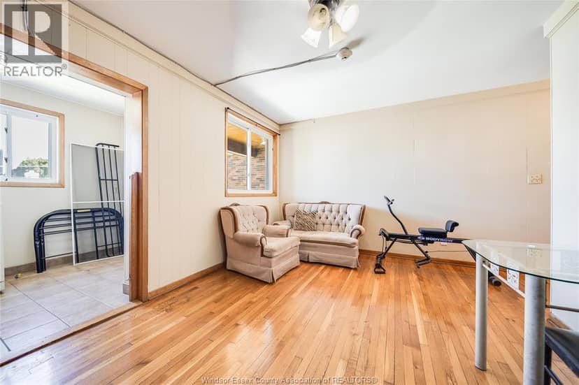 801 Victoria Avenue — photo 34 of 40