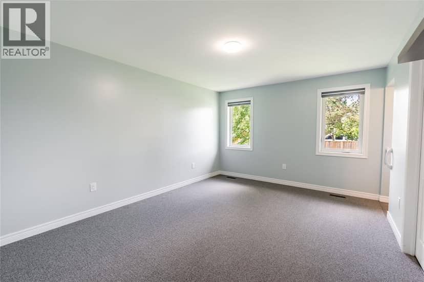 353 Gables Avenue — photo 10 of 37