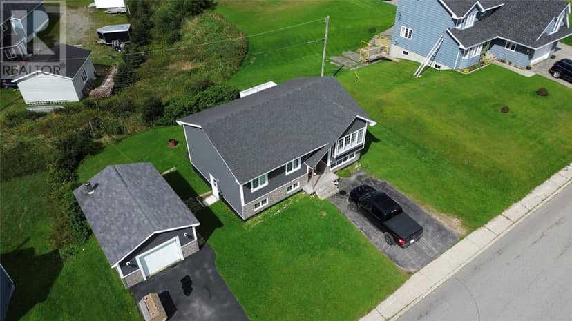 11 Sunset Drive — photo 10 of 37