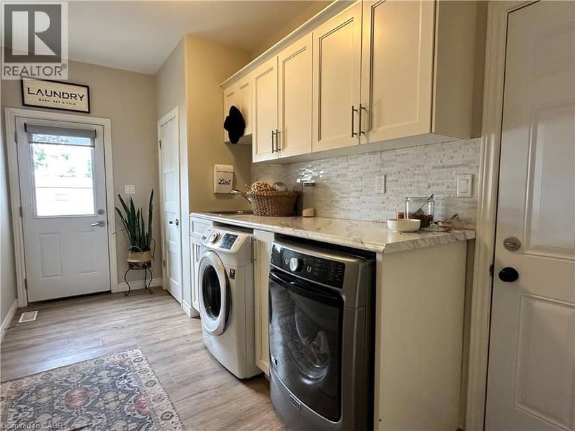 3176 LAKESHORE Road — photo 30 of 40
