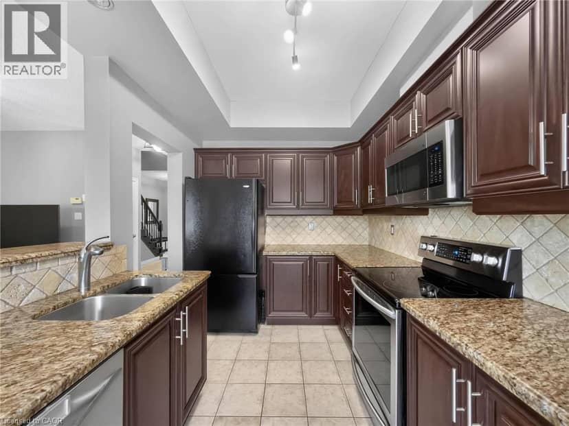 27 OLIVIA Place — photo 10 of 29