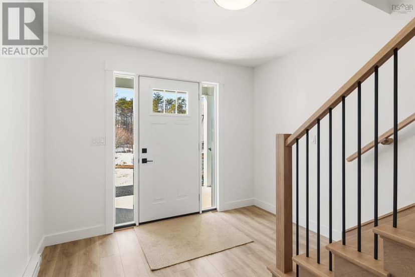 6 Nottingham Lane, Enfield, photo 3