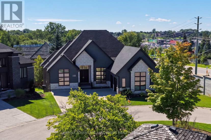 106 Woodholme Close, London North