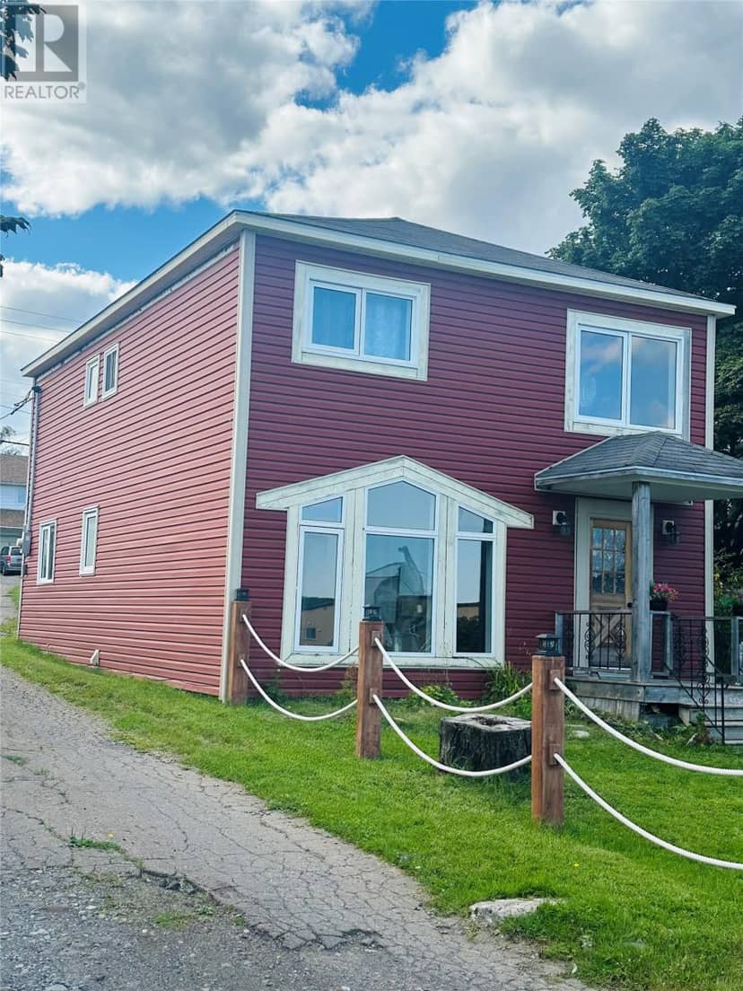 265 Main Street — photo 1 of 40