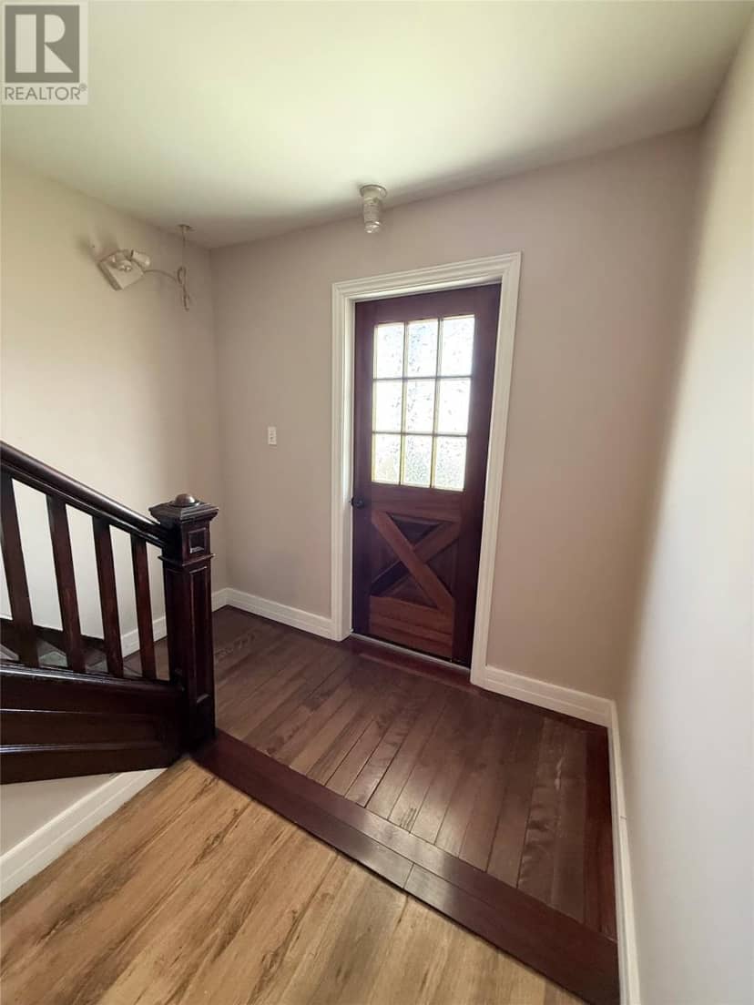 265 Main Street — photo 6 of 40