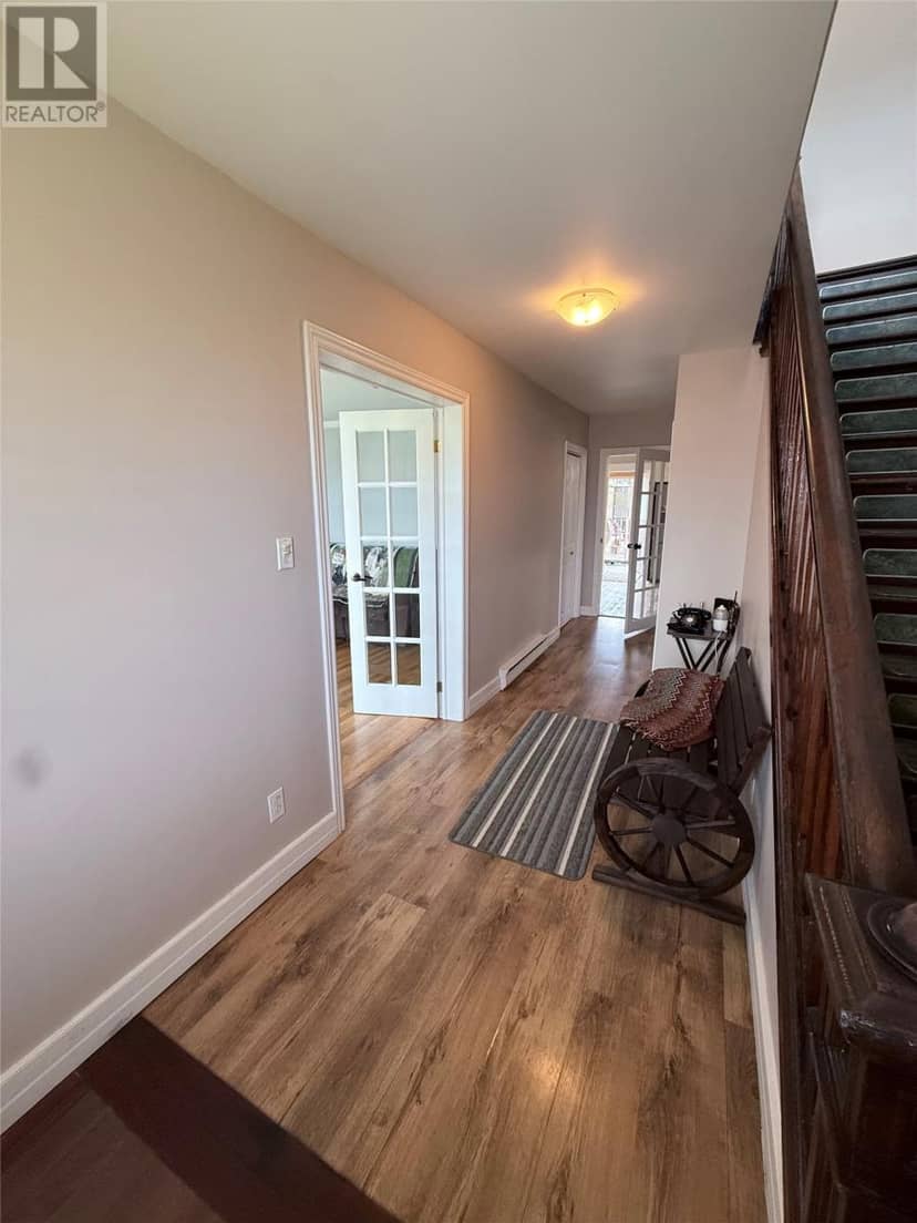 265 Main Street — photo 8 of 40