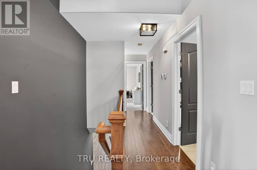 52 Kimberly Avenue — photo 11 of 40