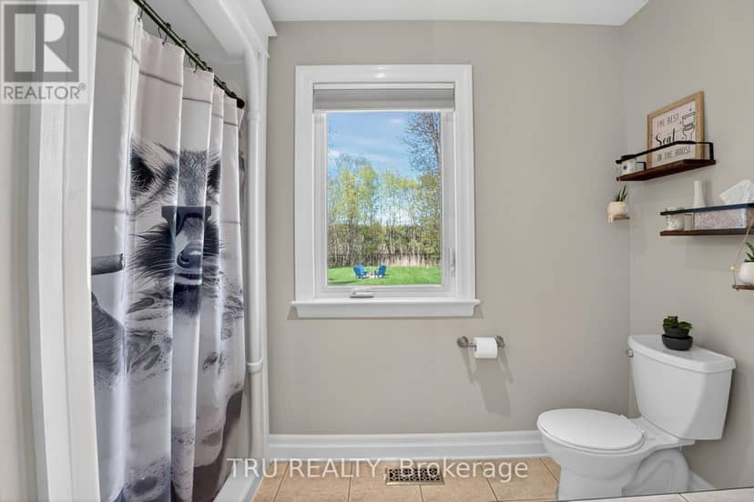 52 Kimberly Avenue — photo 16 of 40