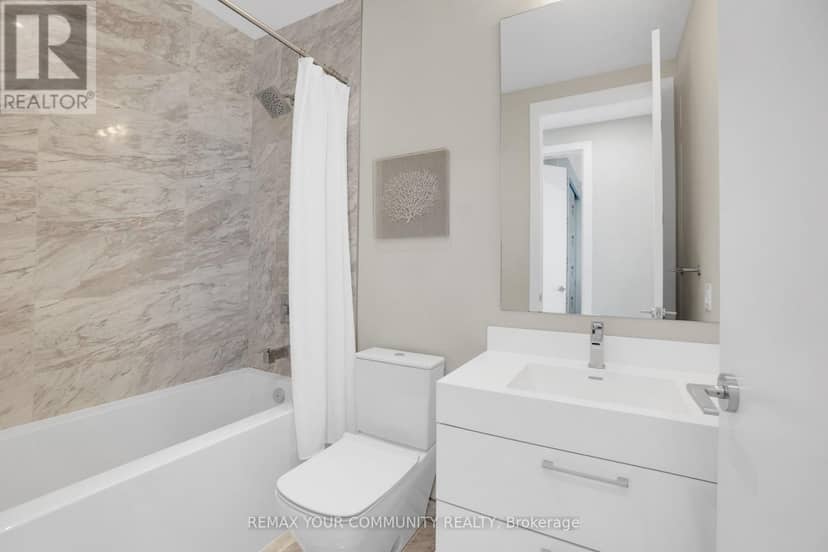 5405 - 1 Yorkville Avenue — photo 24 of 40