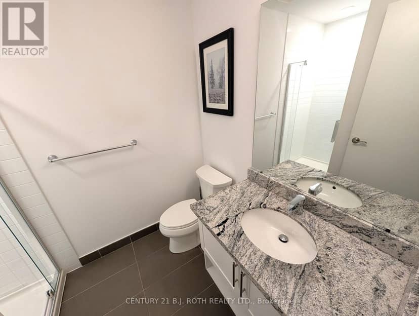 302 - 40 Horseshoe Boulevard — photo 18 of 32
