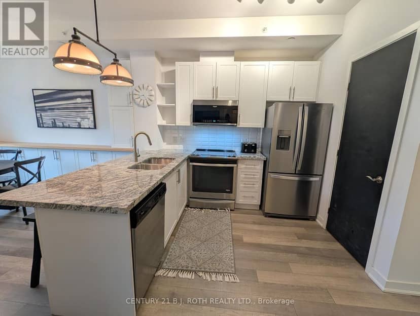 302 - 40 Horseshoe Boulevard — photo 9 of 32