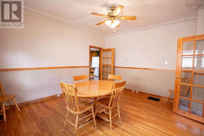 14 Clifford Street — photo 12 of 40