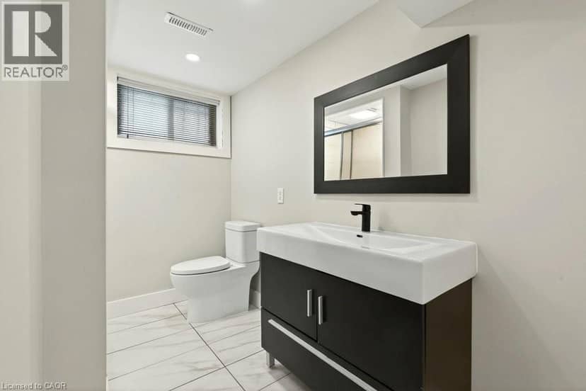 116 HIGHRIDGE Avenue — photo 35 of 40