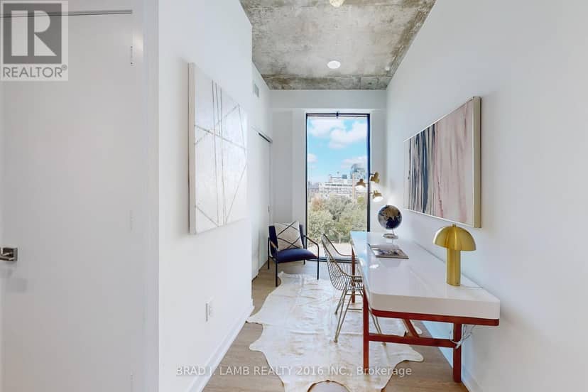 705 - 195 McCaul Street — photo 20 of 40