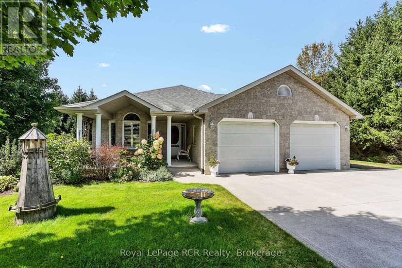 217800 Concession 3 Derby Road — photo 1 of 40
